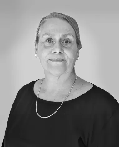 Elizabeth Flinton Profile Image