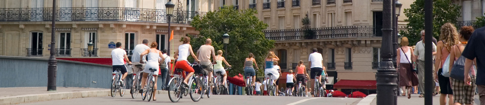 Cycling in Paris. Credit: Getty Images